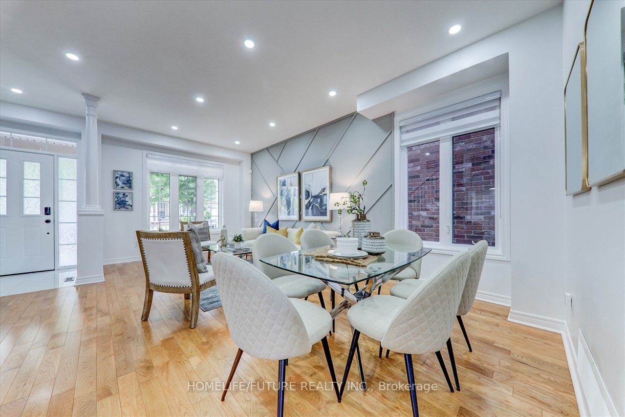 5 Autumnglen Rd