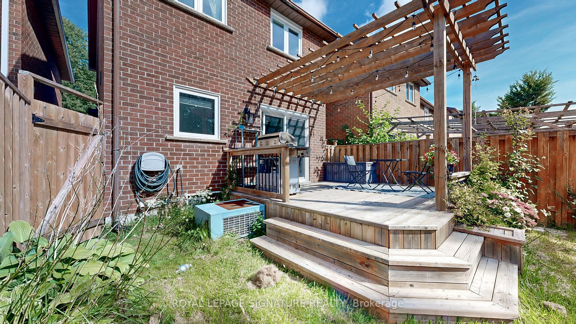 15 Debden Rd