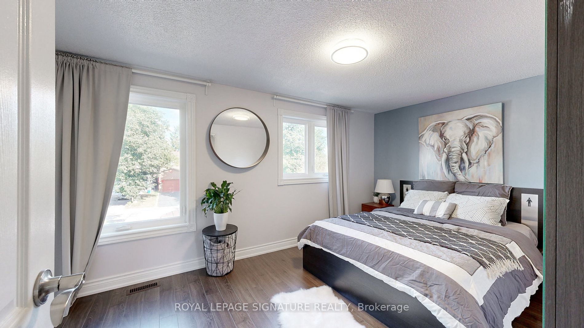 15 Debden Rd