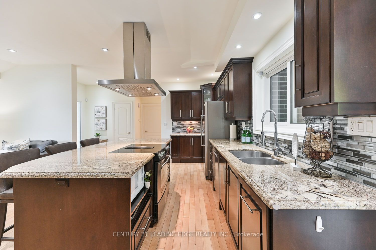 108 Drakefield Rd