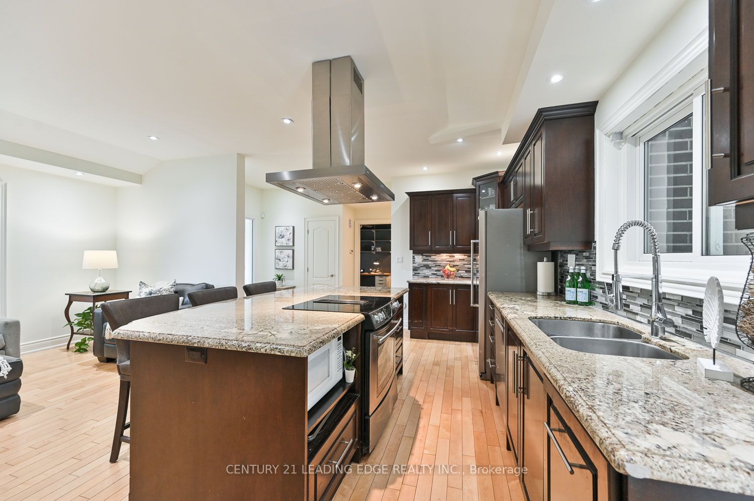 108 Drakefield Rd