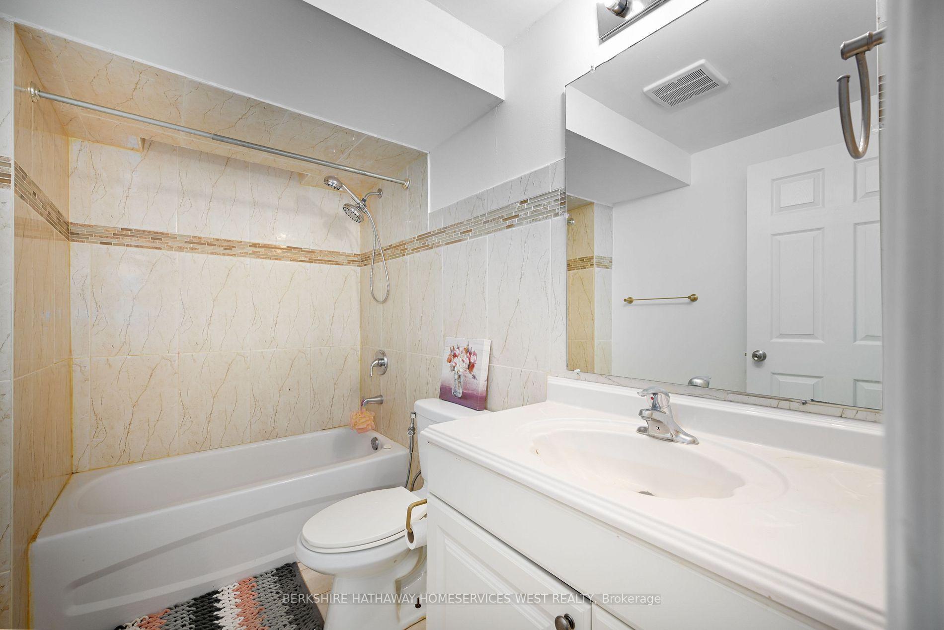 59 Gwillimbury Dr, #Lower