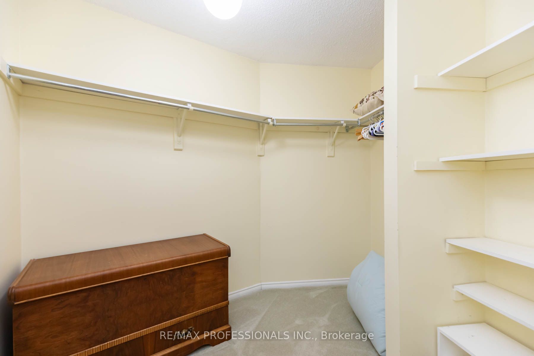 36 Adams Crt, #36