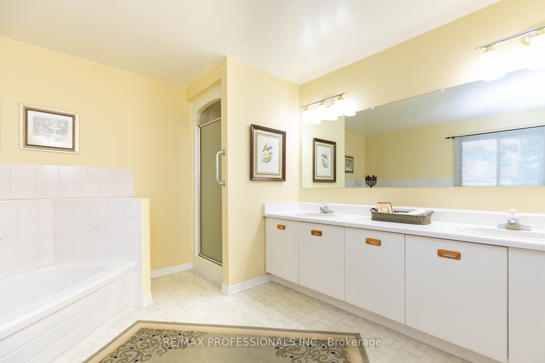 36 Adams Crt, #36