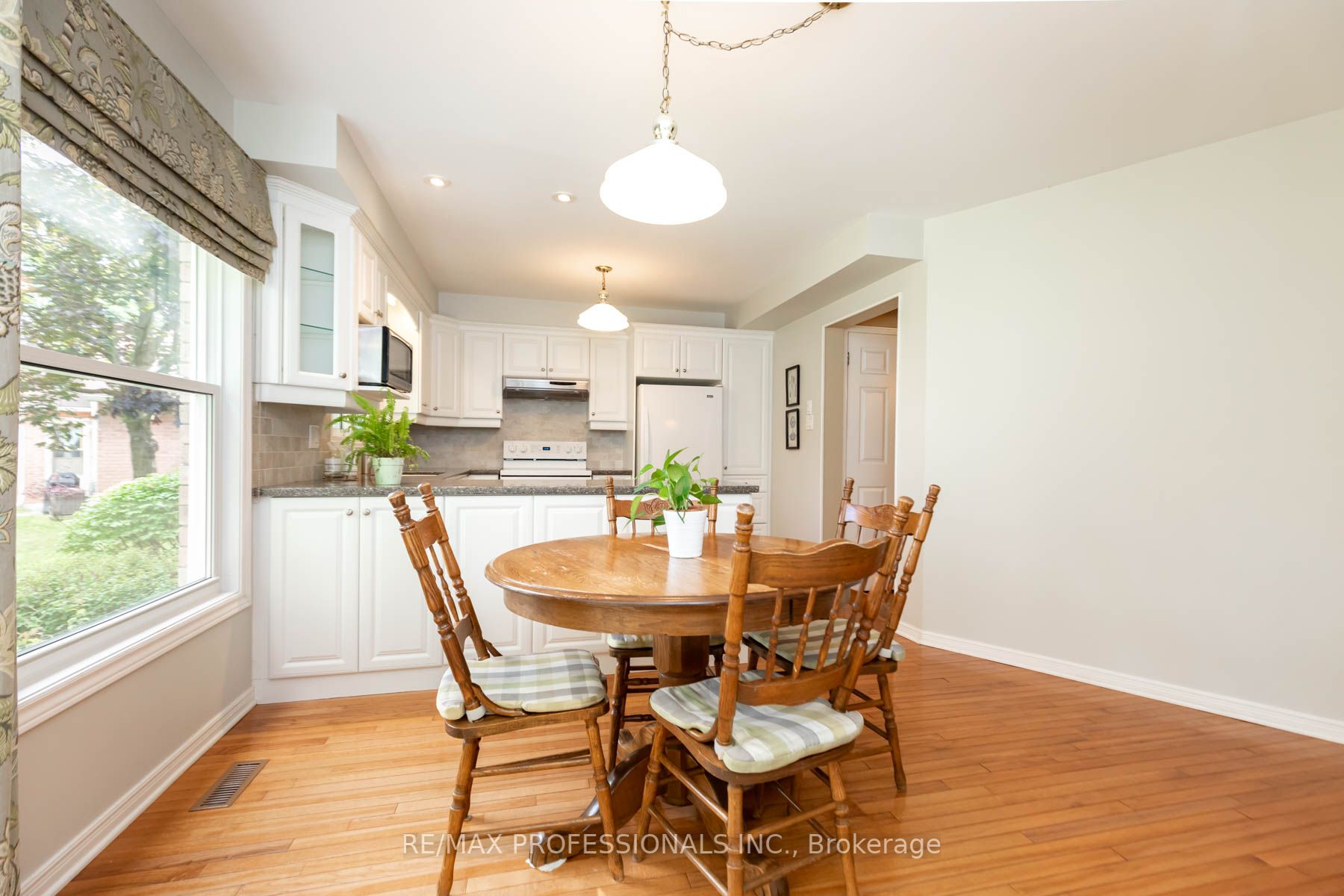 36 Adams Crt, #36