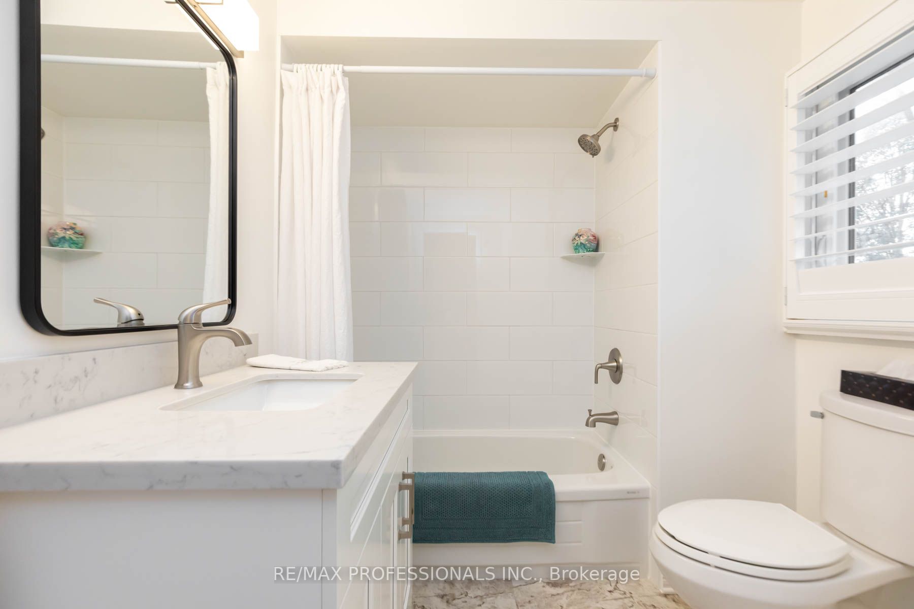 36 Adams Crt, #36