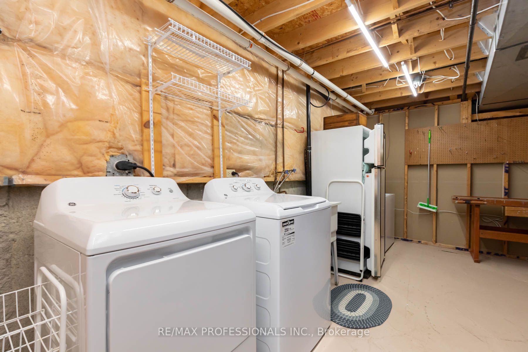 36 Adams Crt, #36