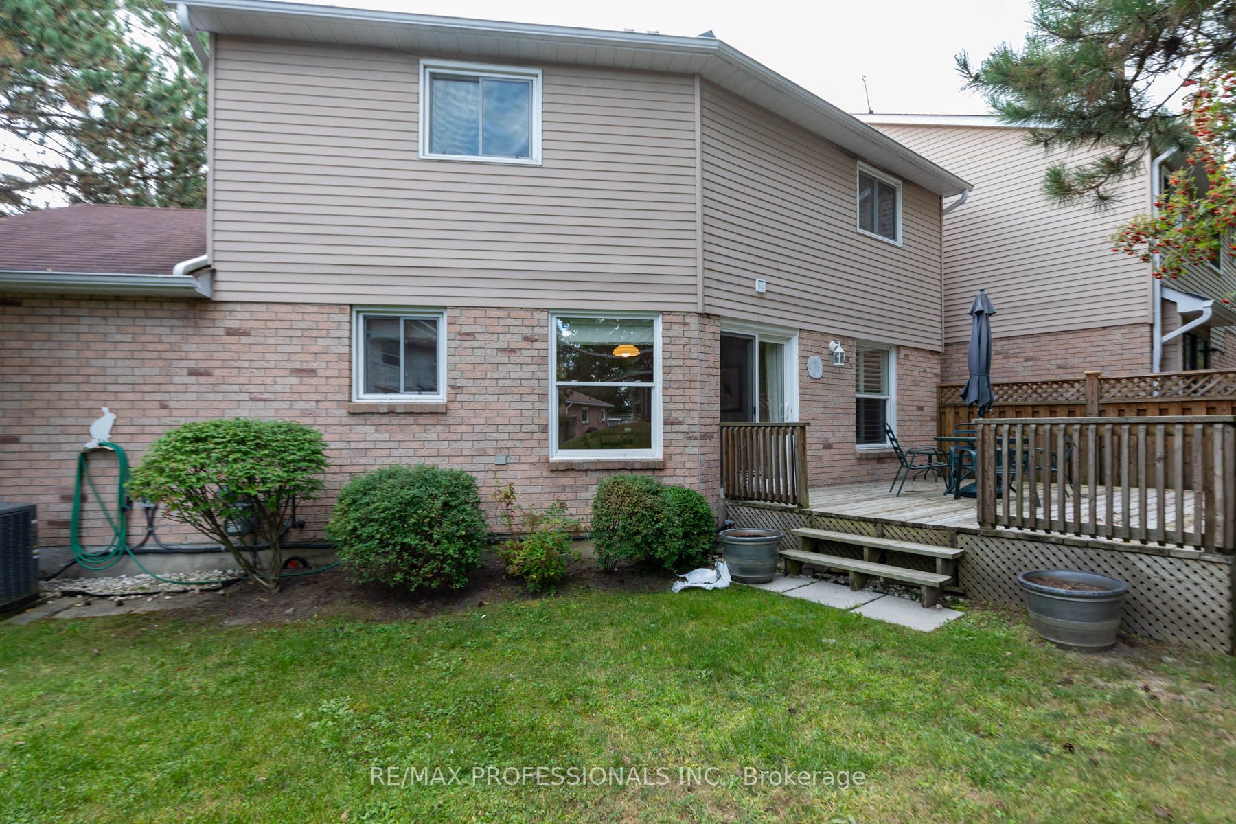 36 Adams Crt, #36
