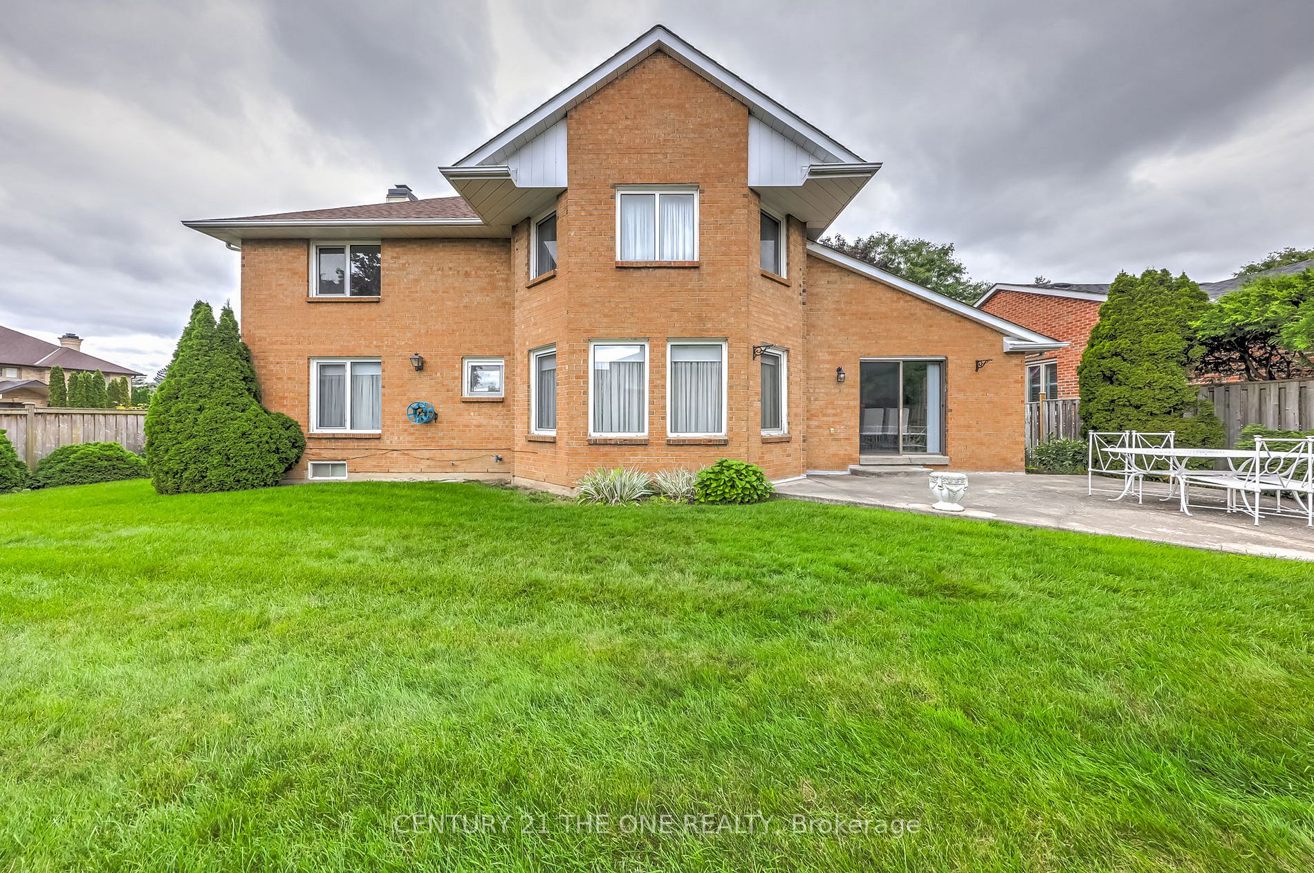 1 Ambleside Crescent