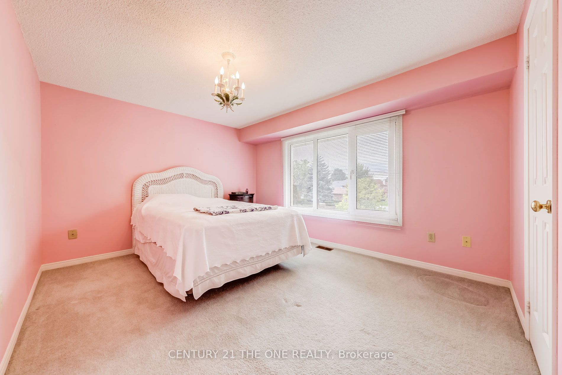 1 Ambleside Crescent