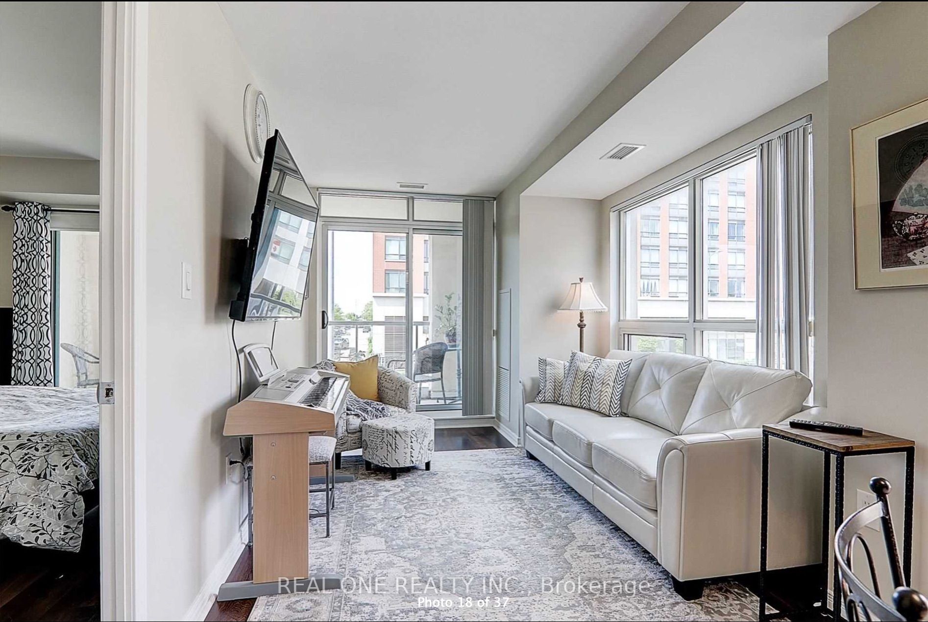 4600 Steeles Ave E, #209