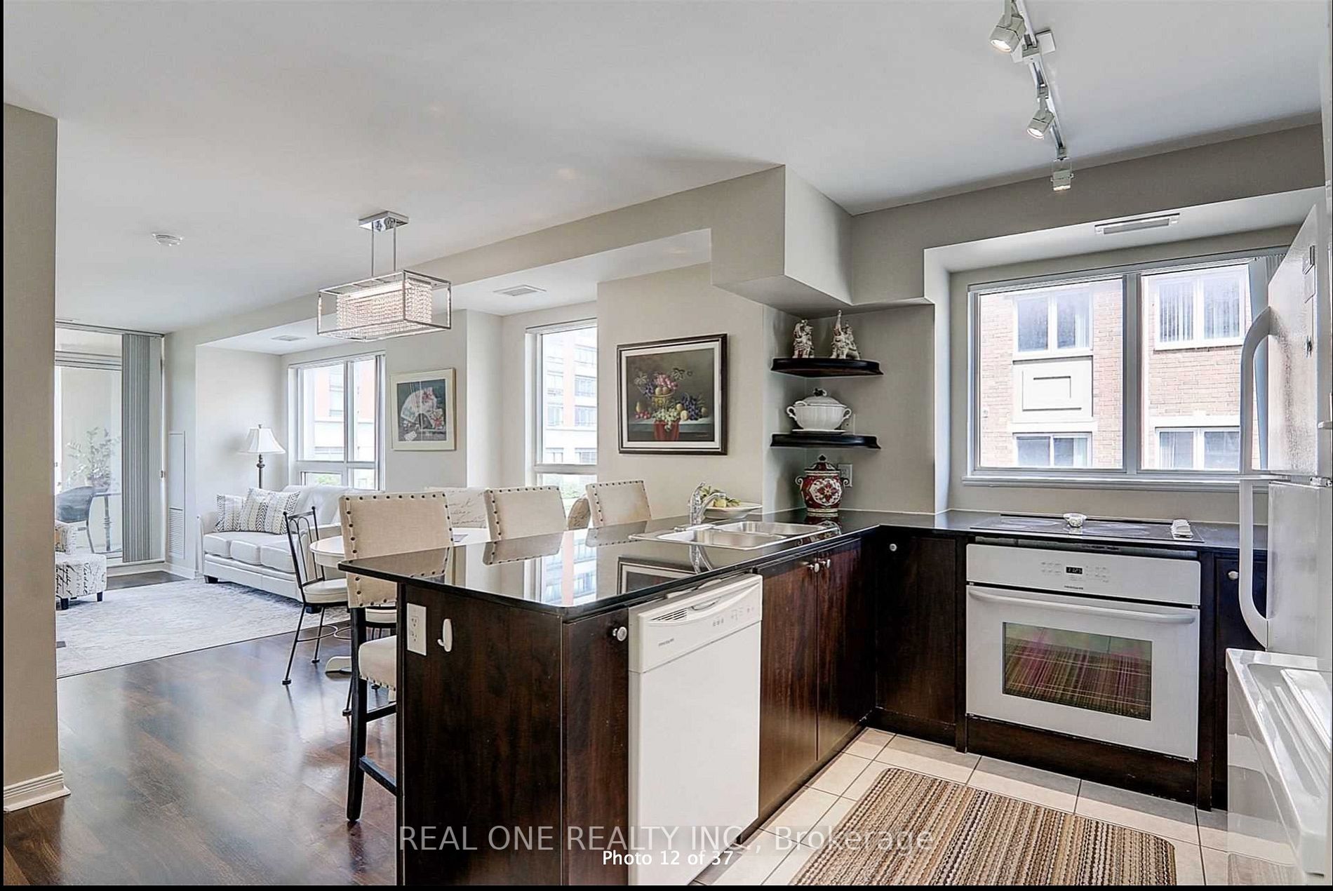 4600 Steeles Ave E, #209