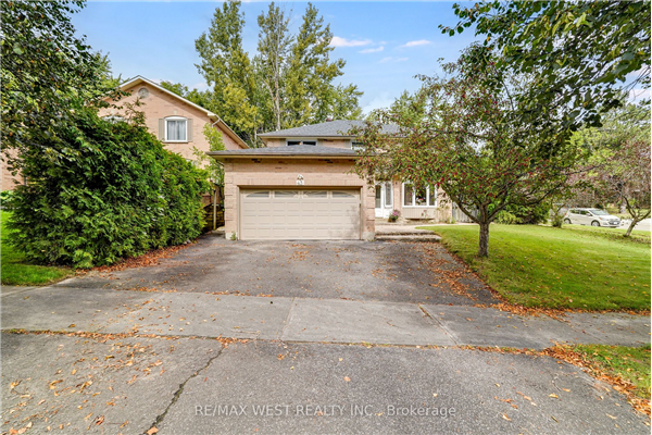 43 Valley Cres, Aurora