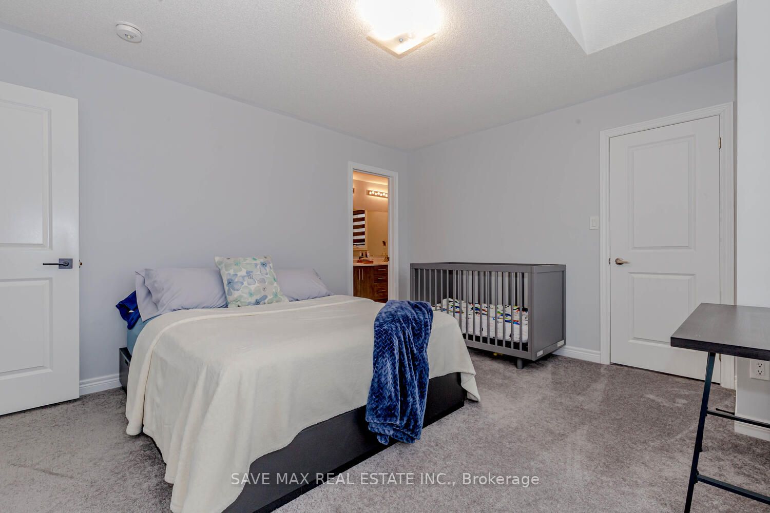 811 Green Street