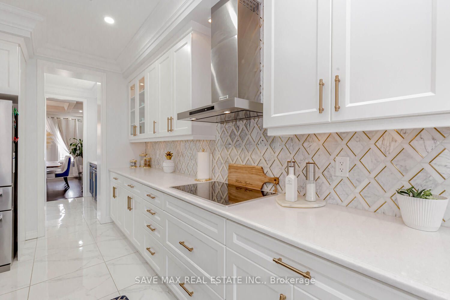 811 Green Street