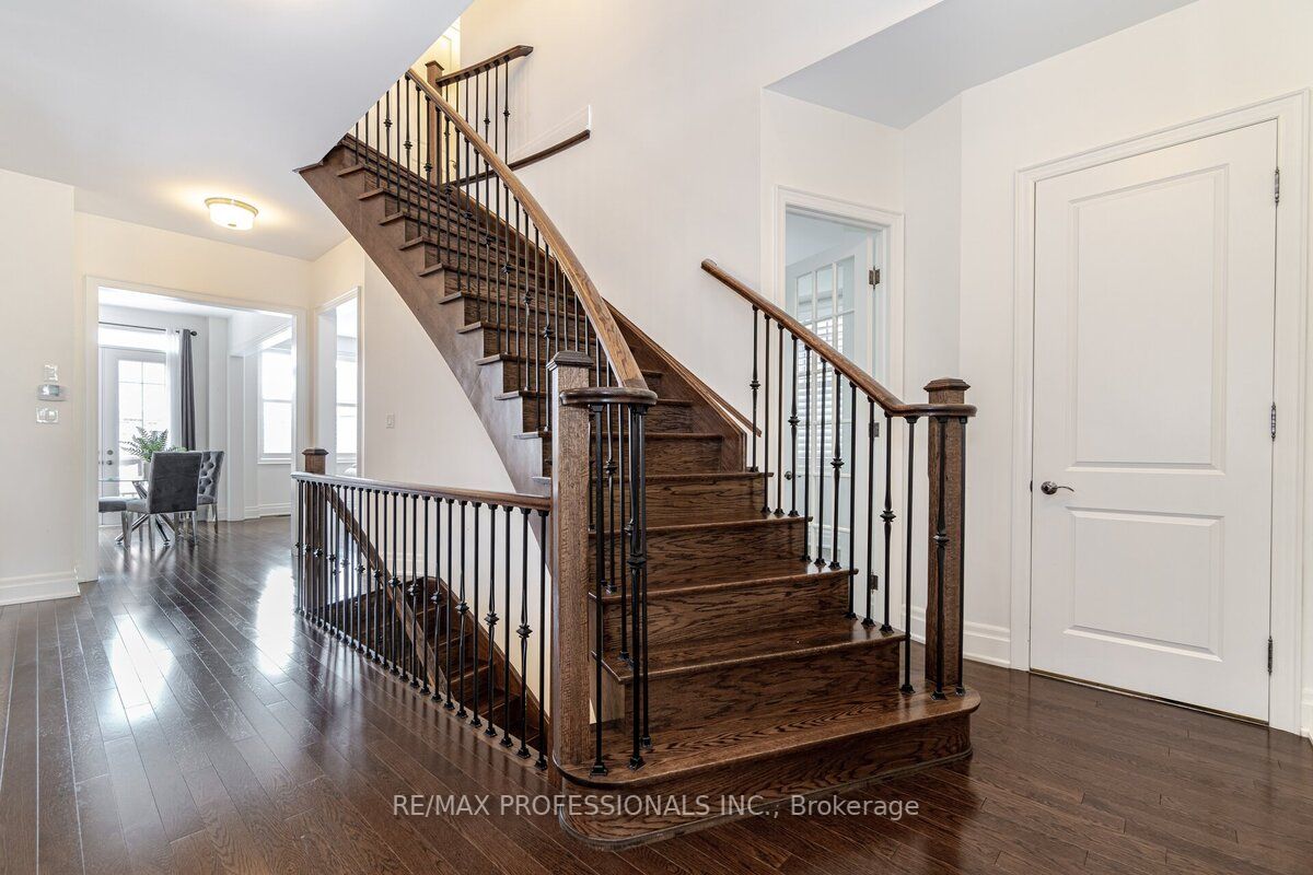 119 Fitzmaurice Dr