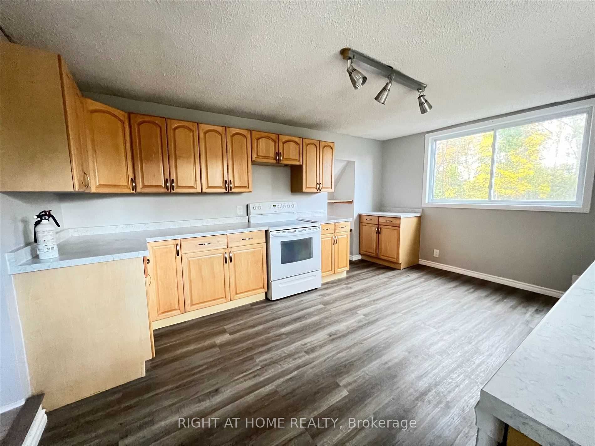 3708 Maple Grove Rd