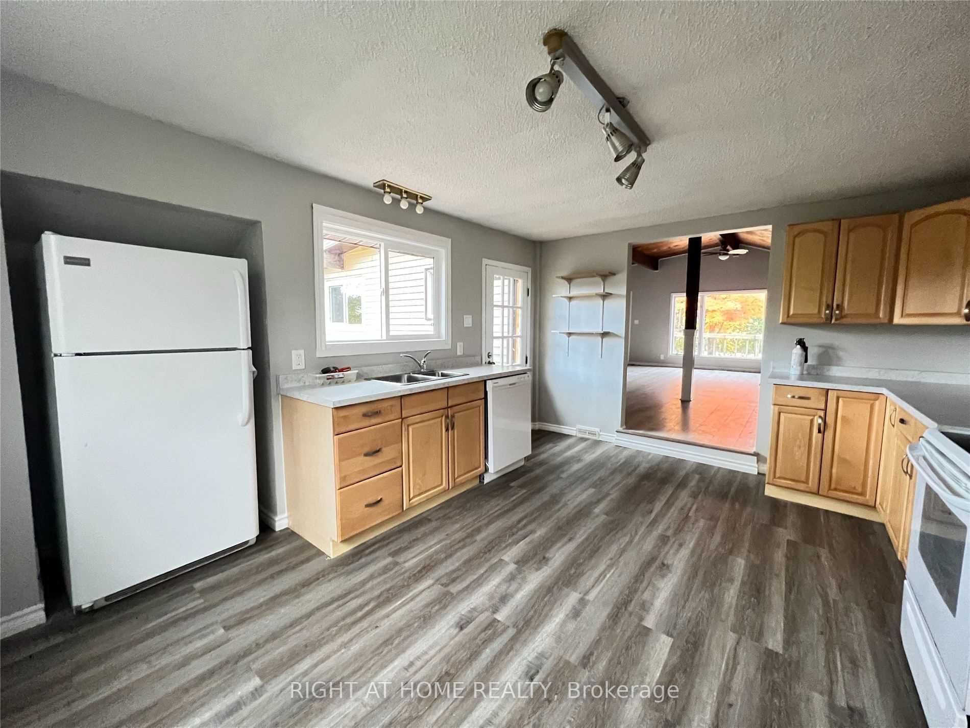 3708 Maple Grove Rd
