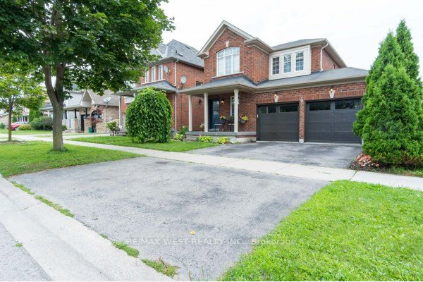 71 Laurendale Ave, Georgina