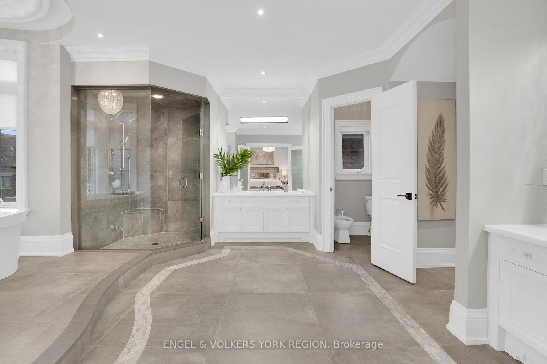 4 Peter Glass Rd