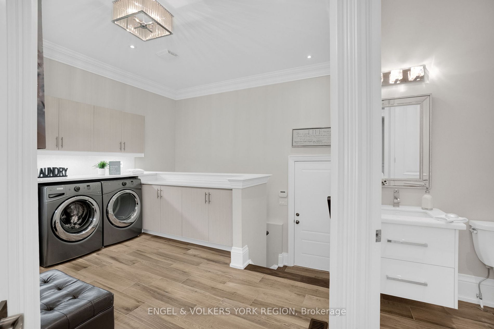 4 Peter Glass Rd