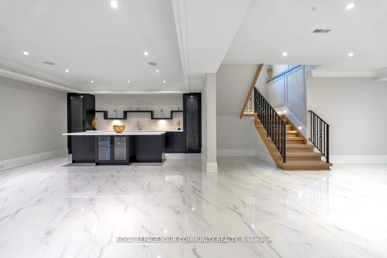 22 Davina Circle