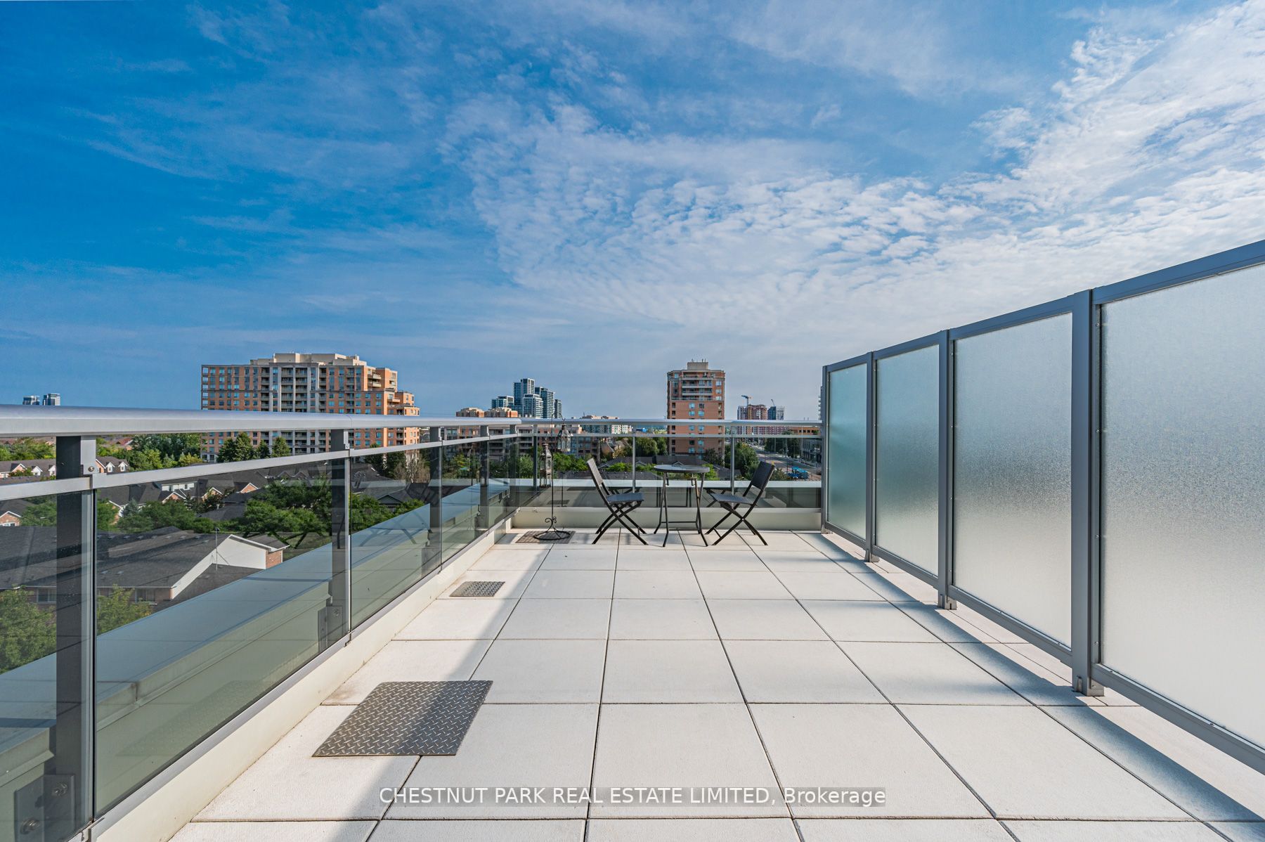 9191 Yonge St, #Sw701