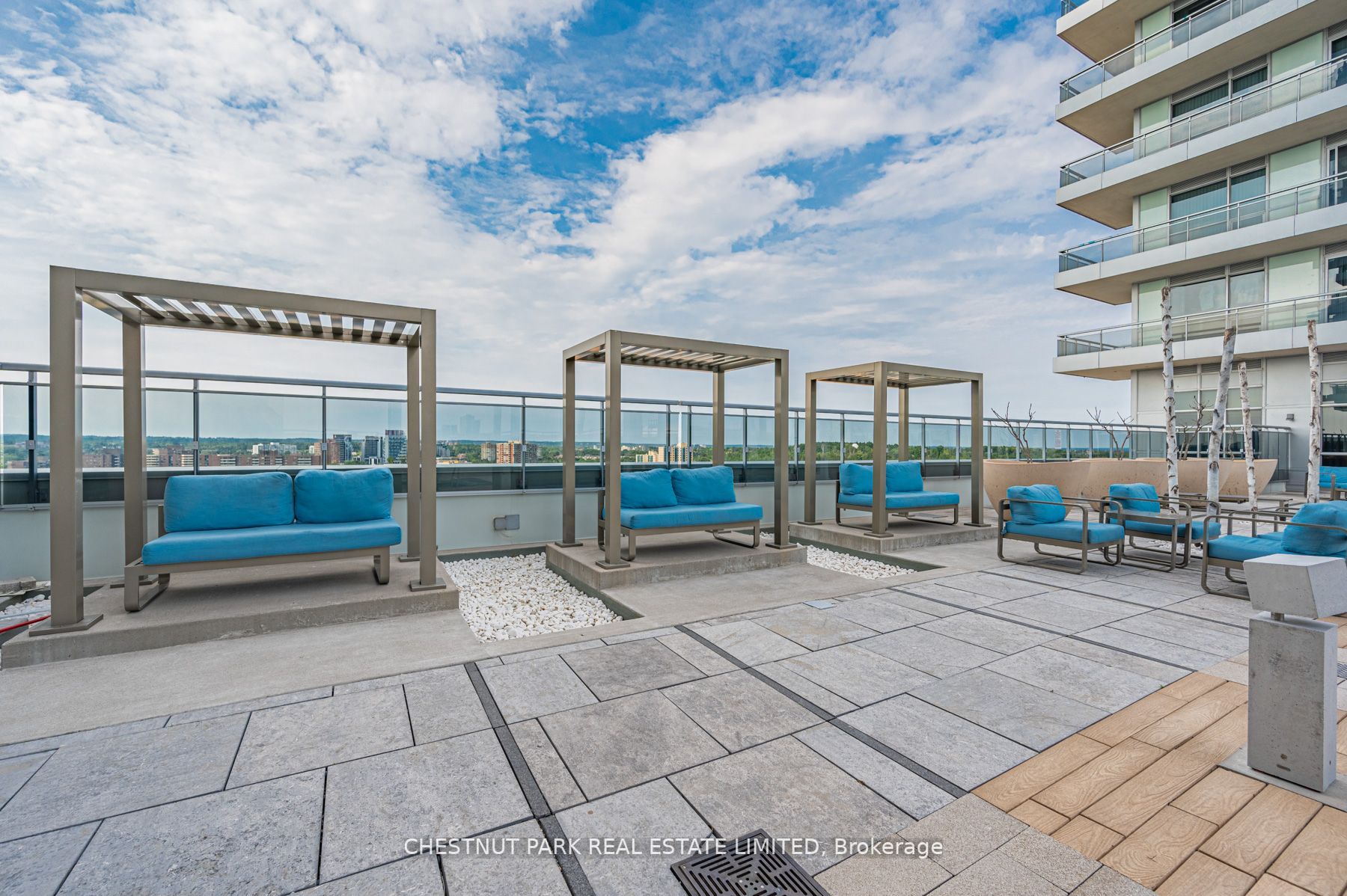 9191 Yonge St, #Sw701