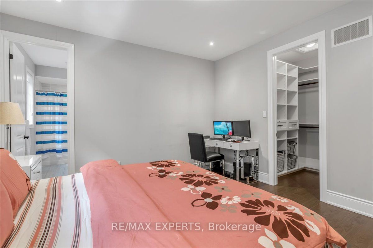 14 Ridgepoint Rd