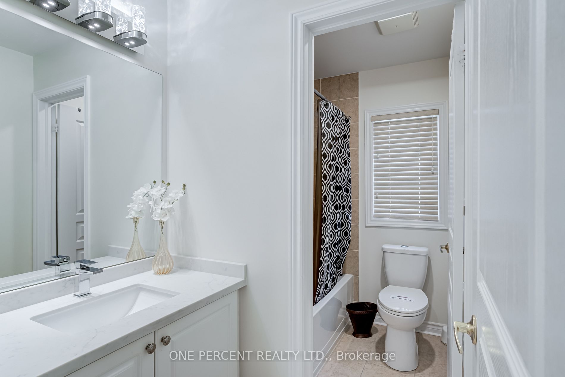 22 Westwind Cres