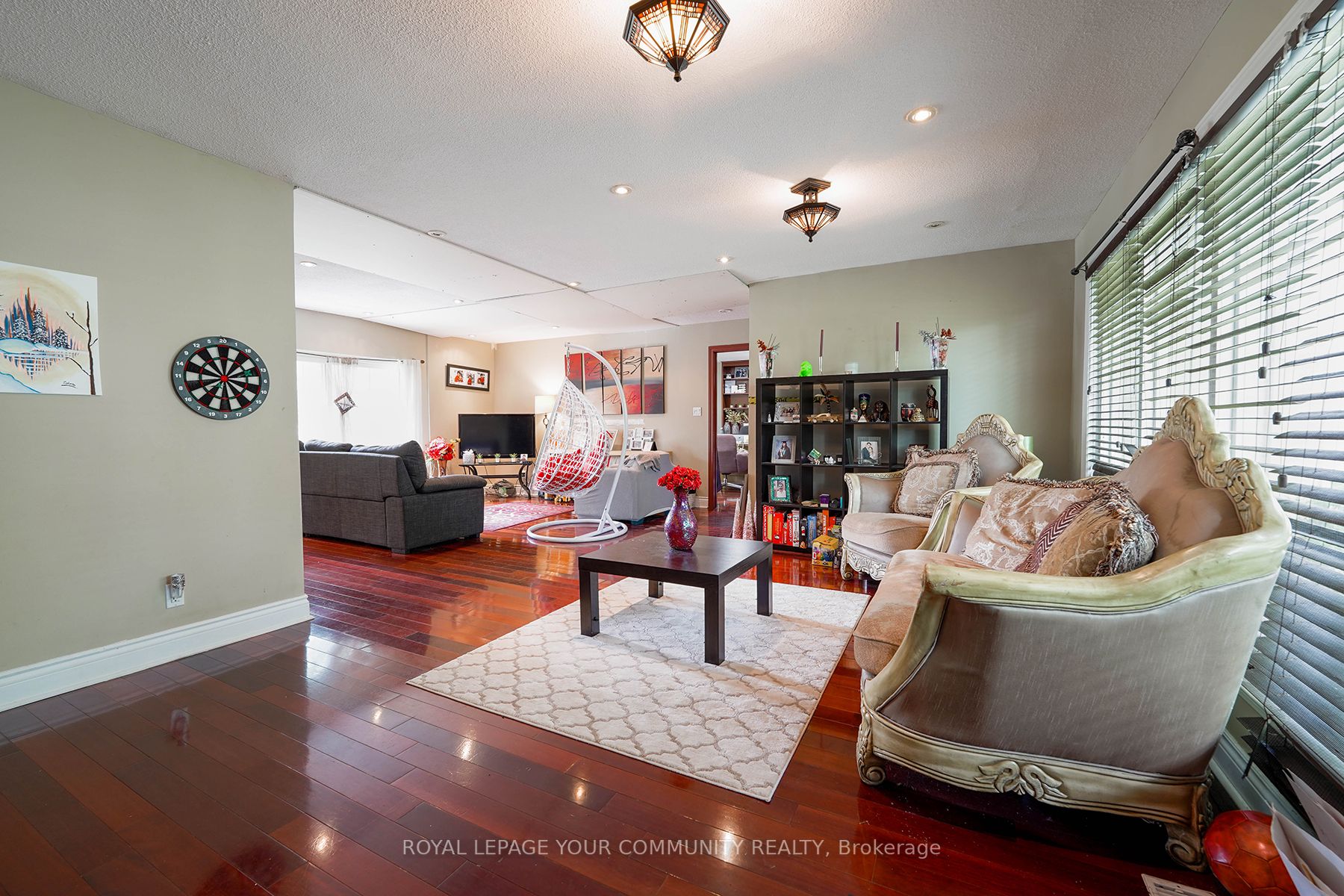 103 Naughton Dr
