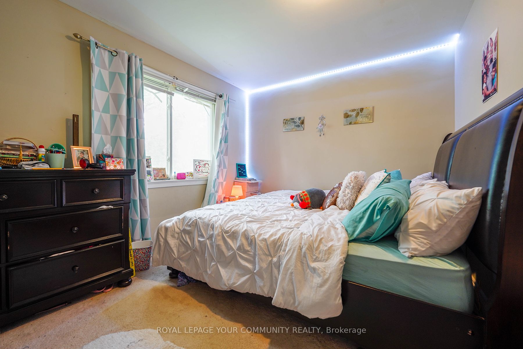 103 Naughton Dr