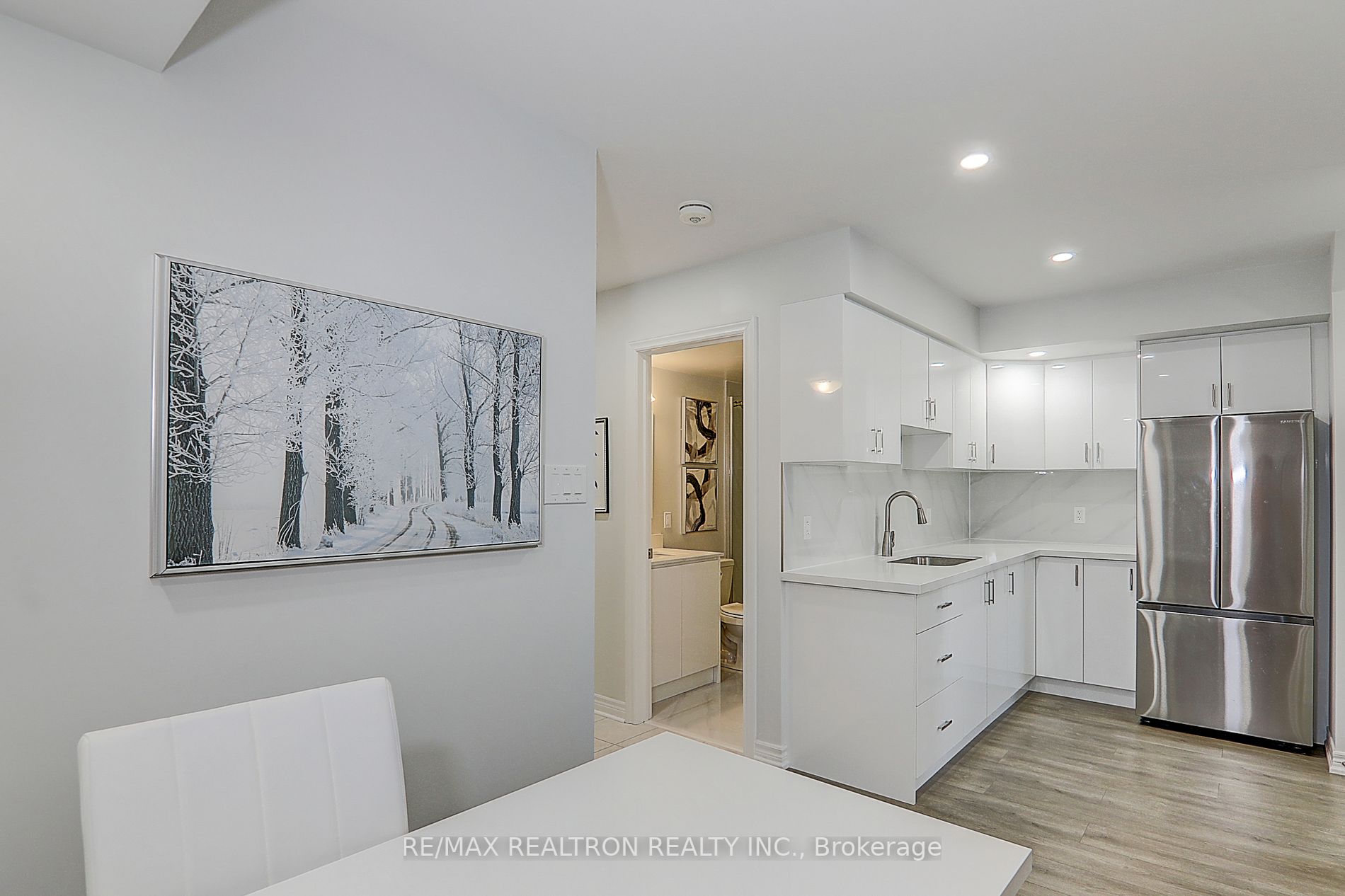83 Grand Trunk Ave