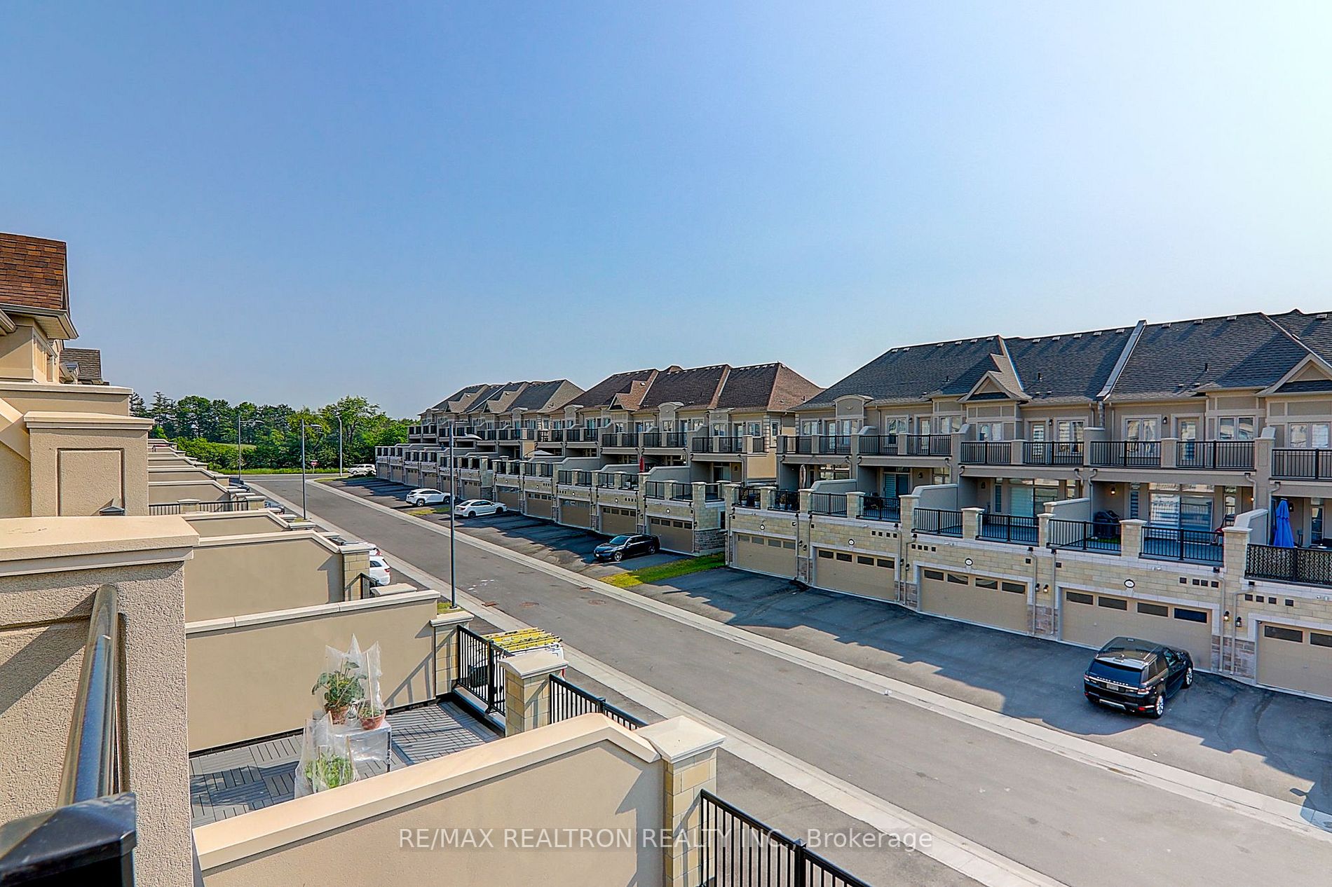 83 Grand Trunk Ave