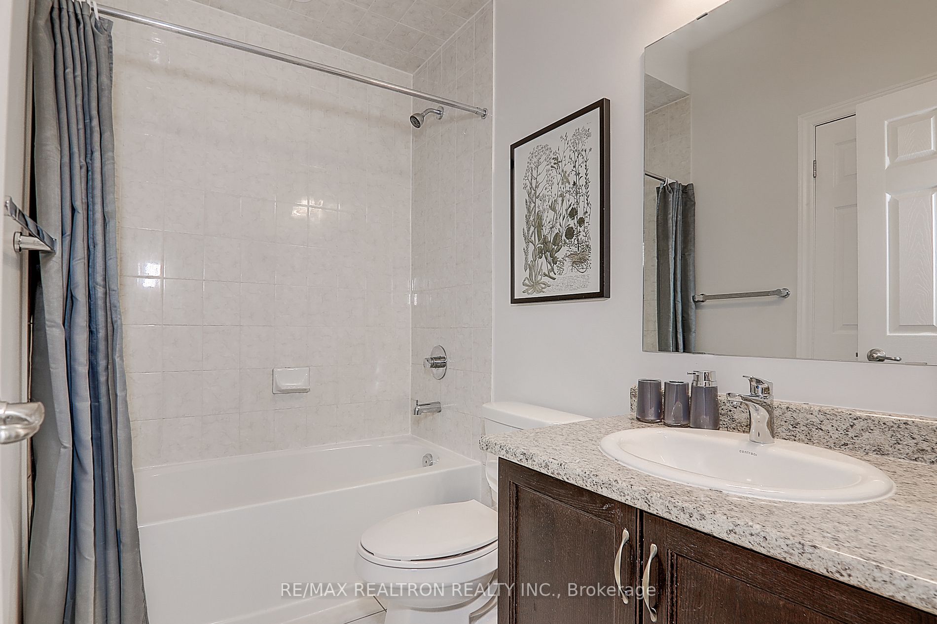 83 Grand Trunk Ave