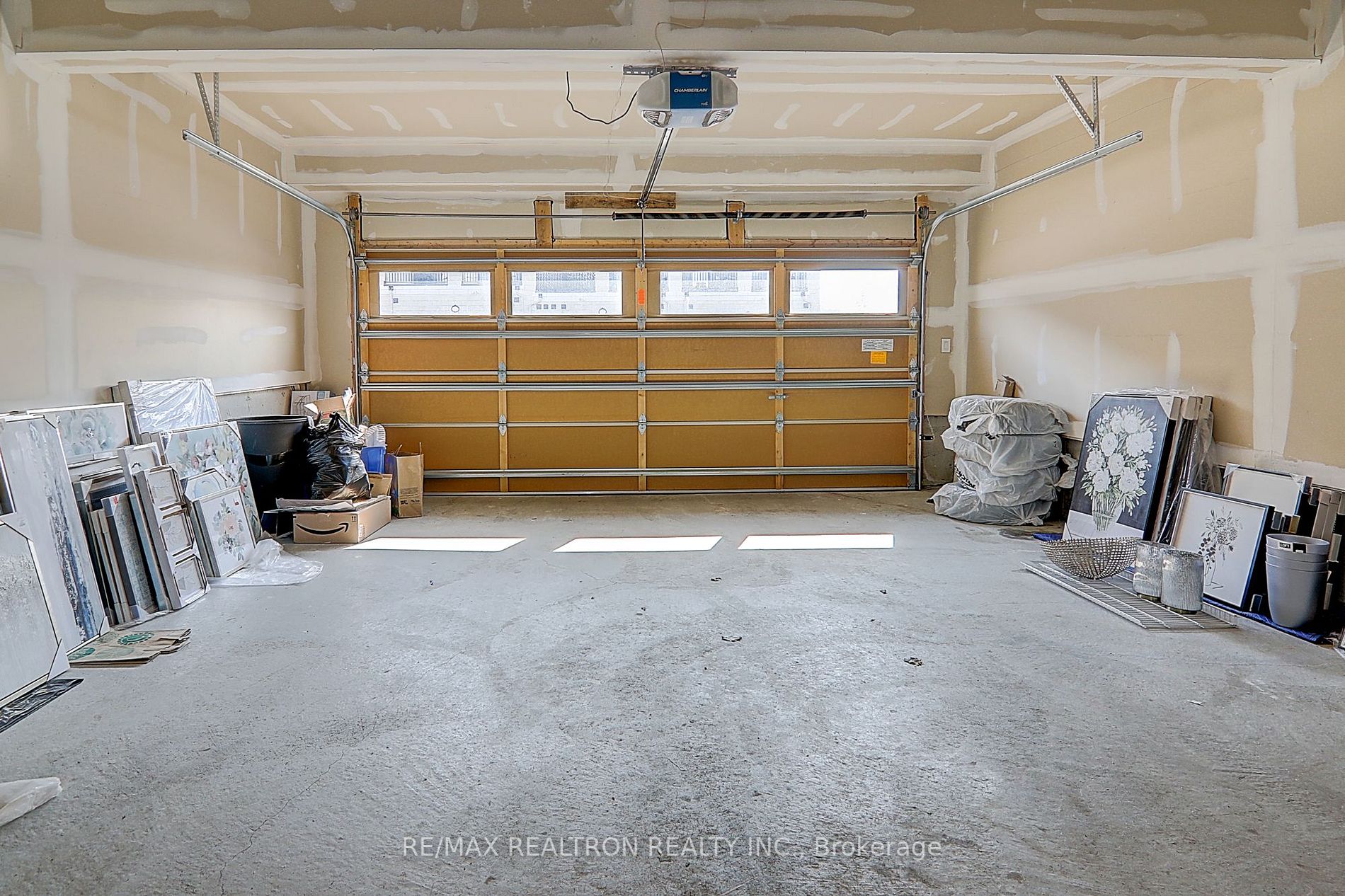 83 Grand Trunk Ave