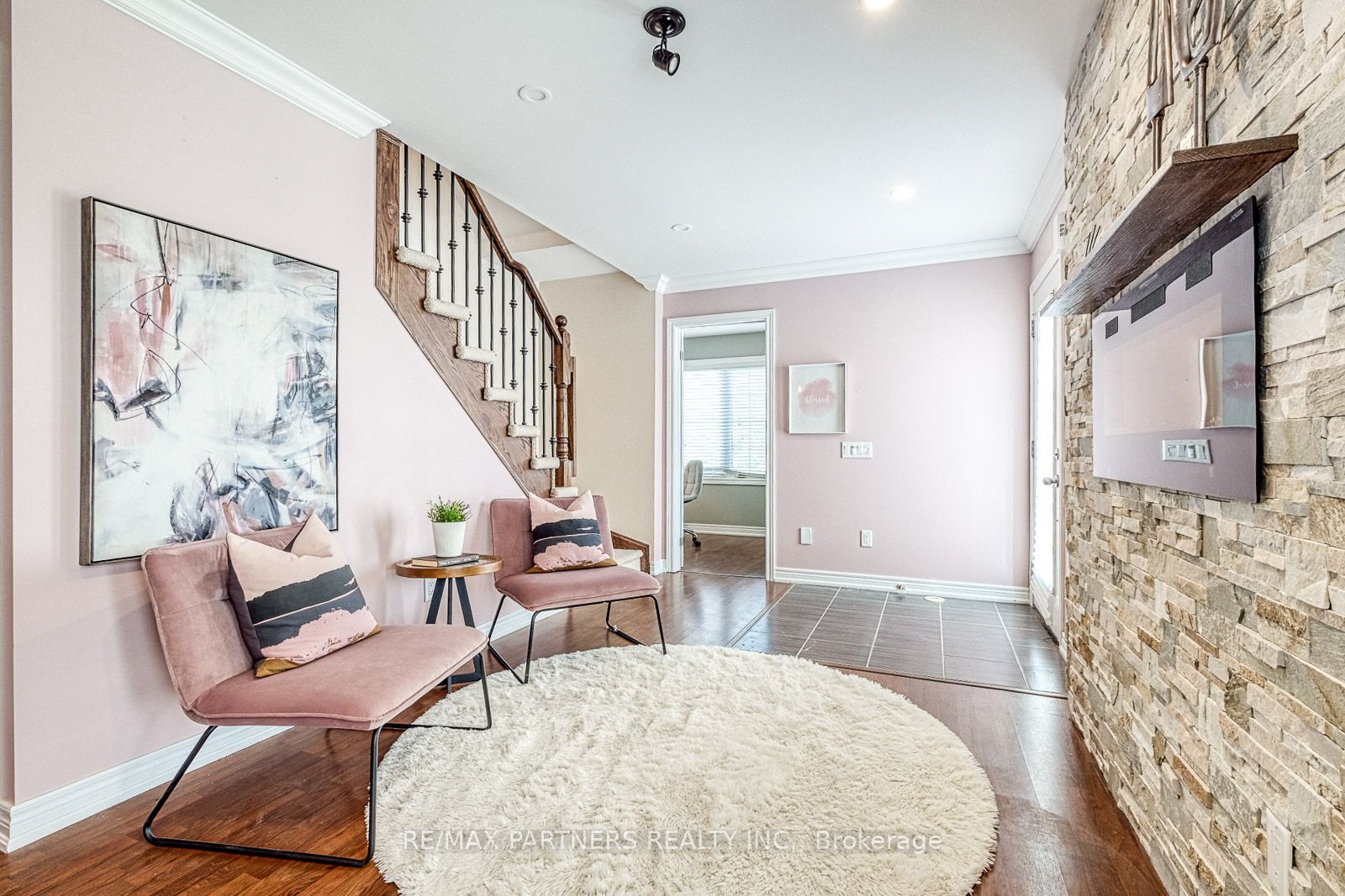 1 Percy Reesor St