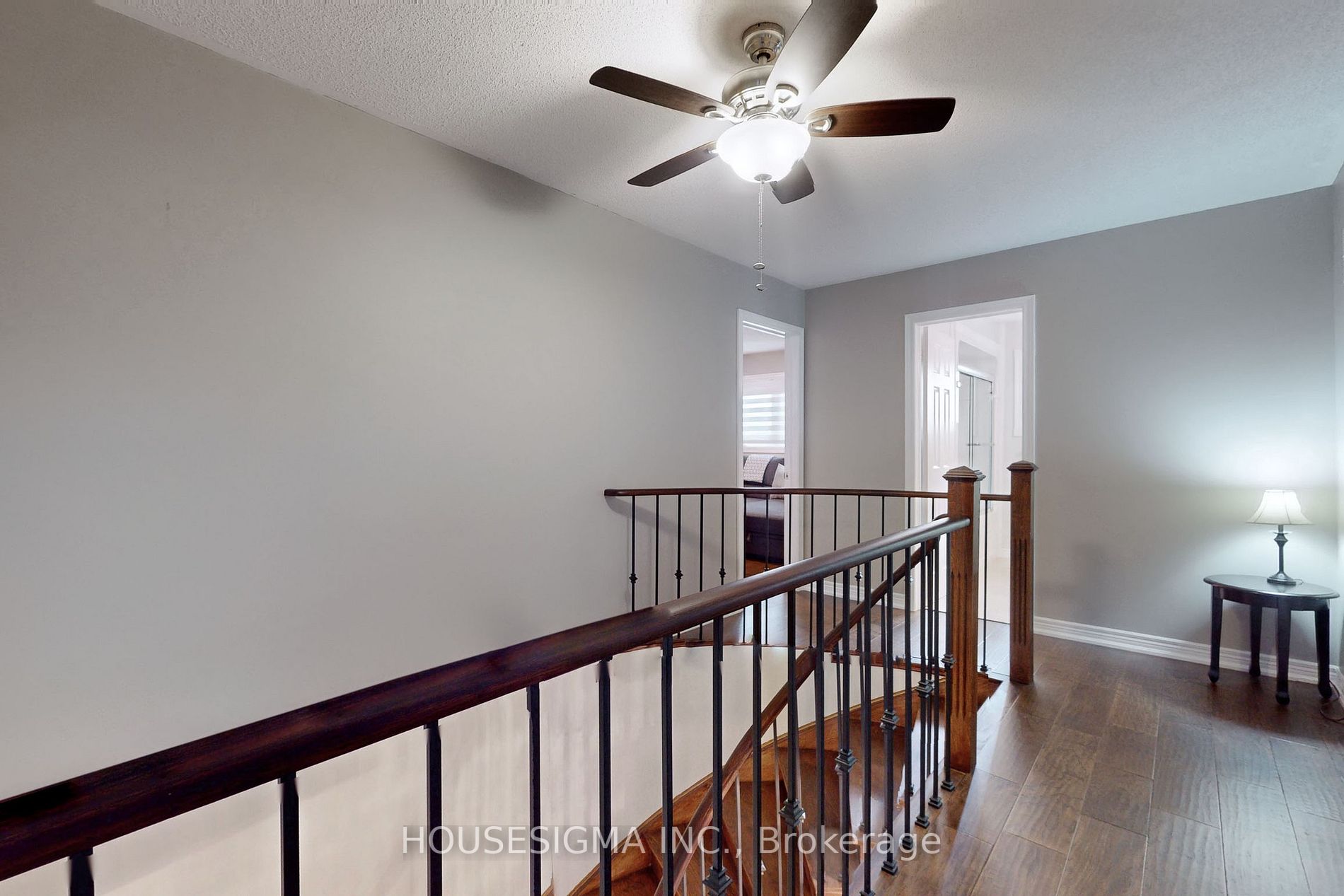 42 View North Crt
