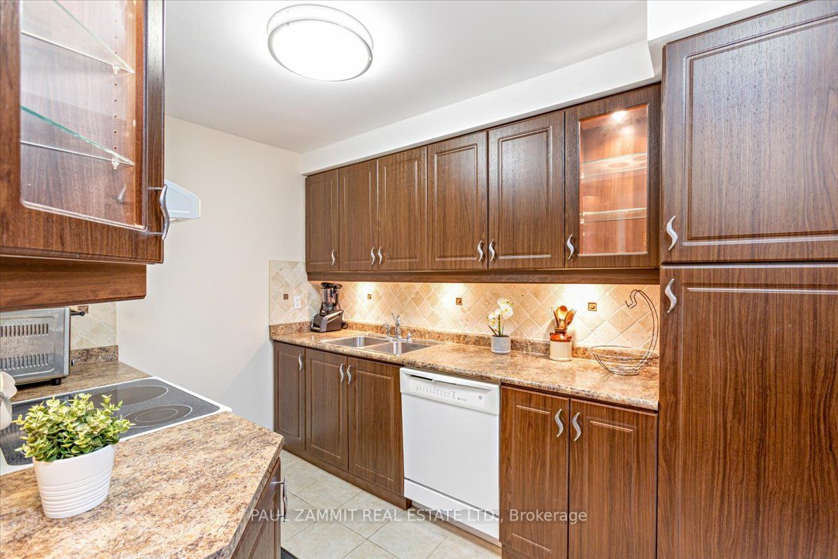 1770 John St, #53