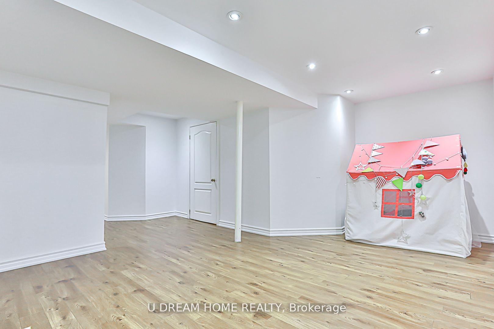 8 Kingsley Road