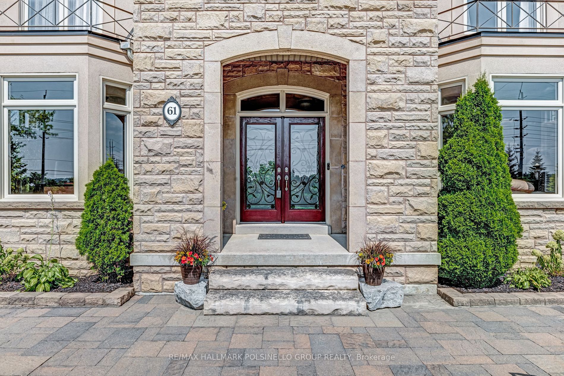 61 Weslock Cres