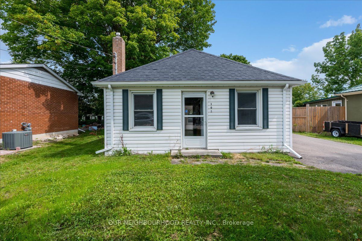 105 Paris St