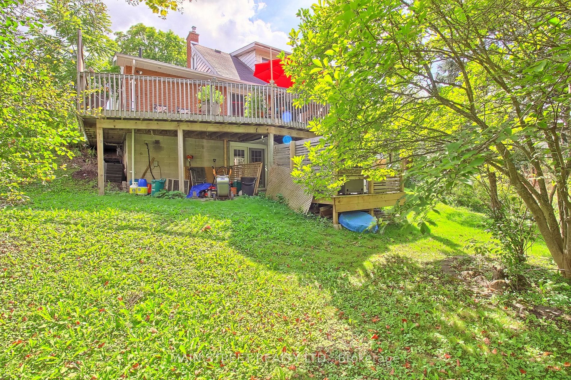 99 Mill St