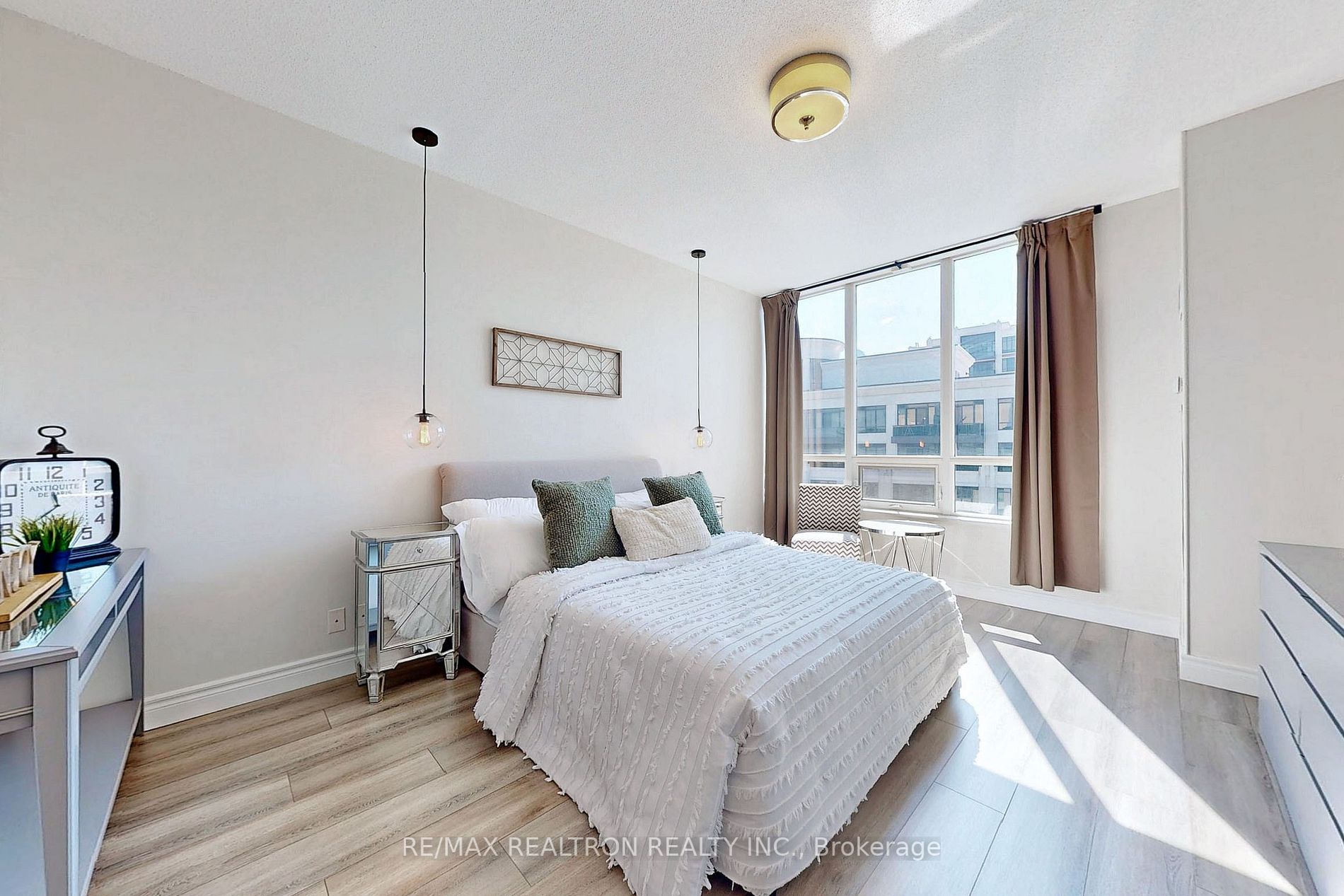 30 Clegg Road, #PH5