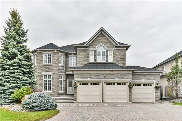 42 Graydon Cres, Richmond Hill