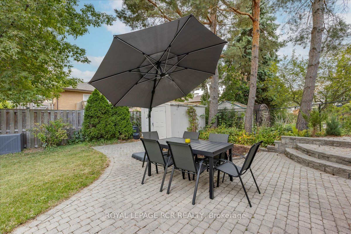 2 Kearns Dr
