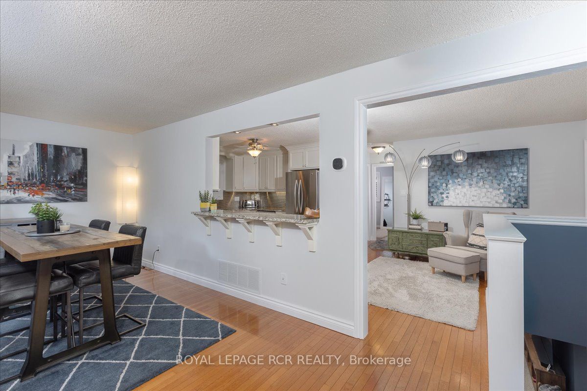 2 Kearns Dr