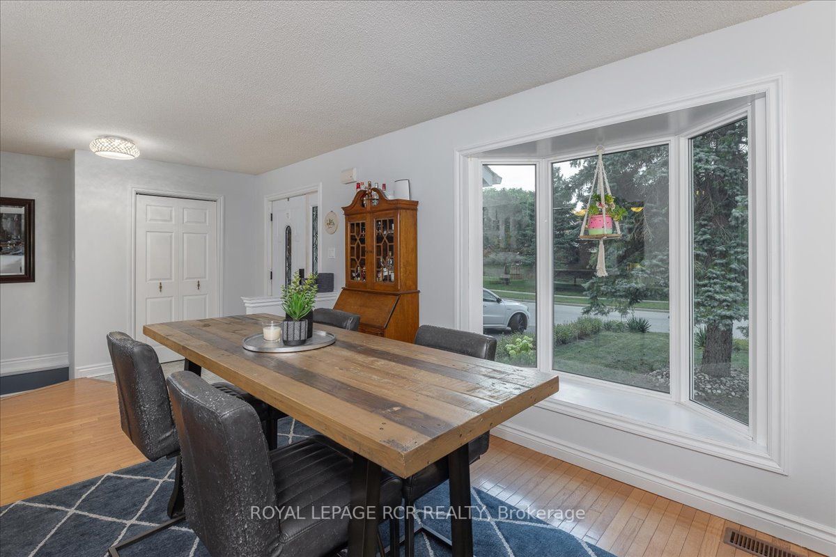 2 Kearns Dr