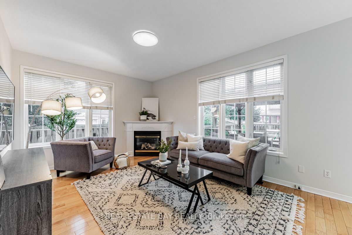 25 Mayflower Drive