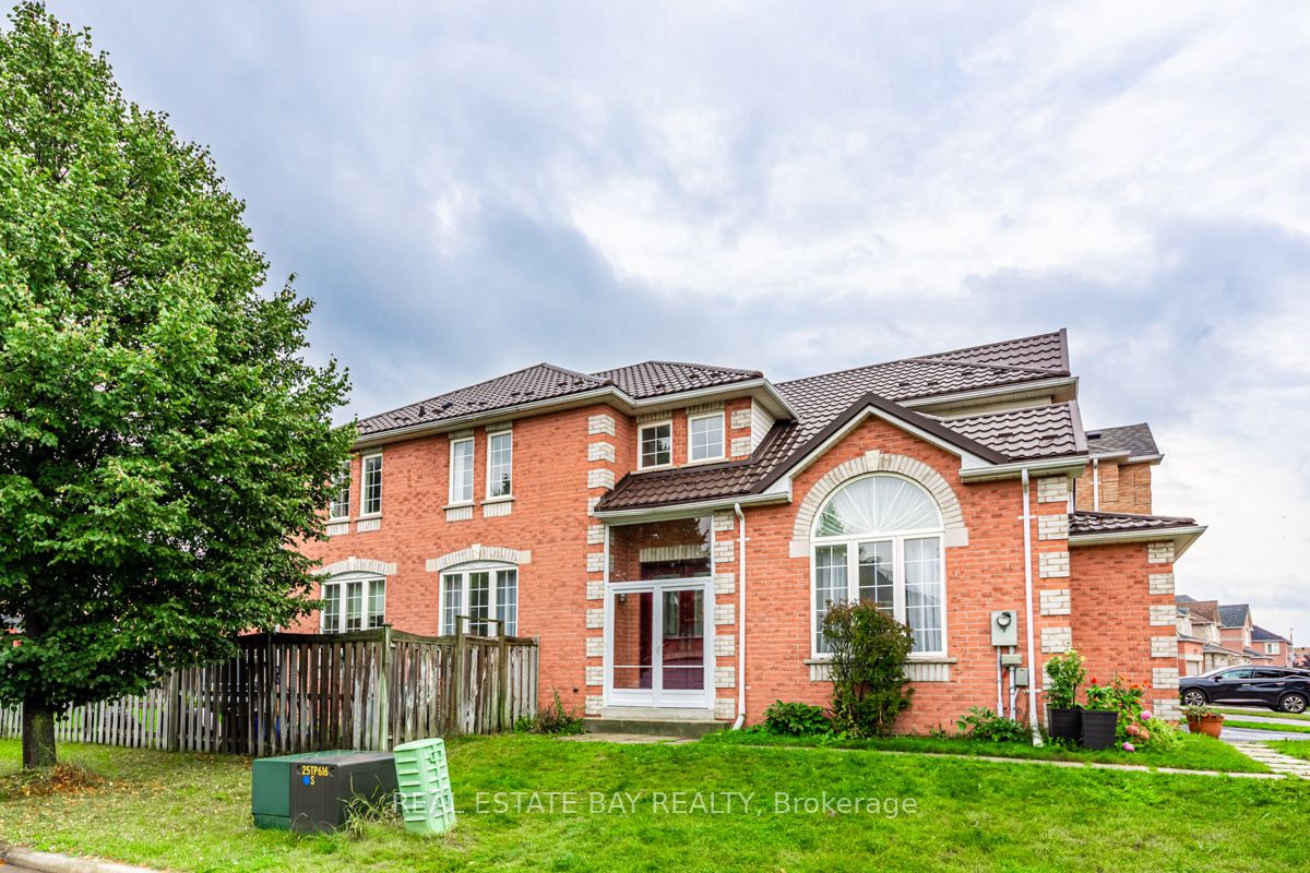 25 Mayflower Drive